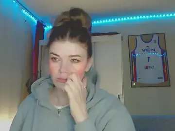 Klementa  live sex cam