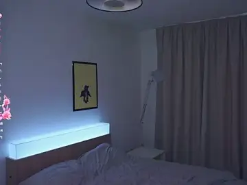 LoveMillier  live sex cam