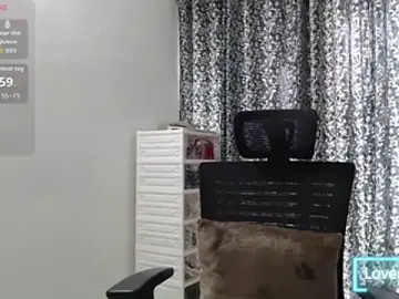 Screen_Queen_xoxo  live sex cam