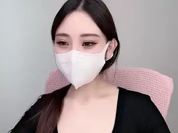 _222Mia  live sex cam