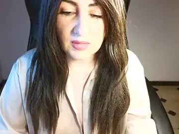 Naughty_sarahh  live sex cam