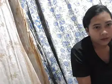 Pinaycummer12  live sex cam