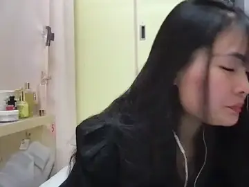 Naked-xx  live sex cam