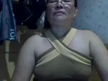 Singlemom_of2  live sex cam