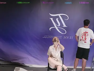 YR--002  live sex cam