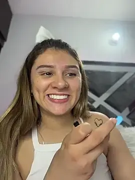 Aliison__parker23  live sex cam
