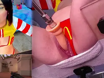 NicoleFerrel  live sex cam