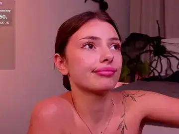 PhantomLace  live sex cam