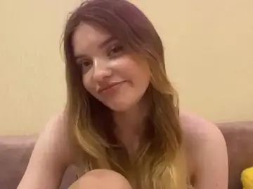 TracyDenoon  live sex cam
