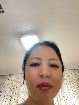 Huanhuan0188  live sex cam