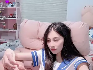 Lris-Beauty  live sex cam