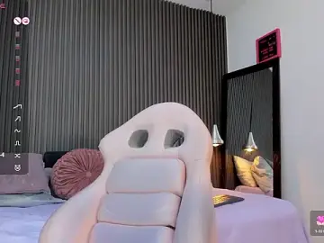 Pervert_lizza  live sex cam