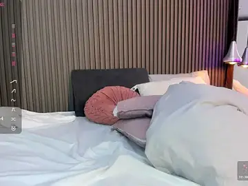 Pervert_lizza  live sex cam