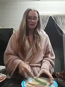 BABY-4-u  live sex cam