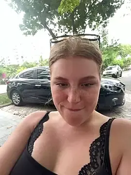 Carammelstorm  live sex cam