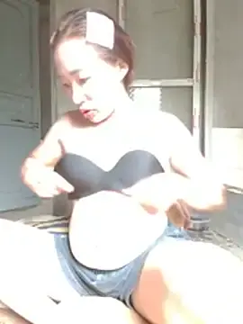 Tieuthu2  live sex cam
