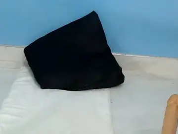 Zoecute5817  live sex cam