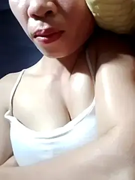 -Nena_  live sex cam