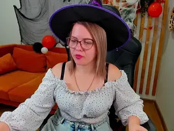 AdeleRavelle  live sex cam