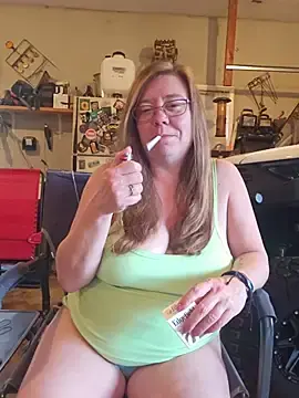 MsShelby40  live sex cam