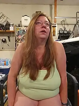 MsShelby40  live sex cam