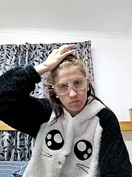 XxLollaXx  live sex cam