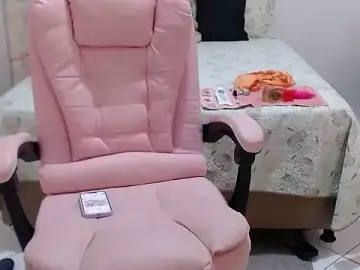 Bustycarly  live sex cam