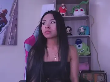 Kitty_Rosee_  live sex cam