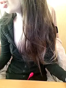 Elza_kom  live sex cam