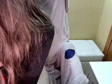 Elza_kom  live sex cam