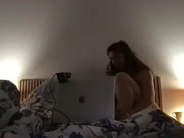 Sakura1700  live sex cam