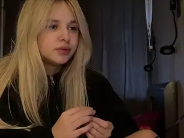 SweetMilen  live sex cam