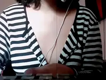 Bubuzinha  live sex cam
