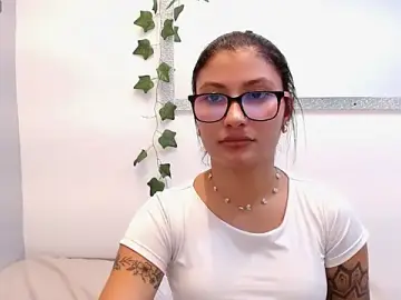 Louis_k  live sex cam