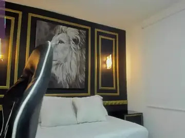Tiffanny_doll_  live sex cam