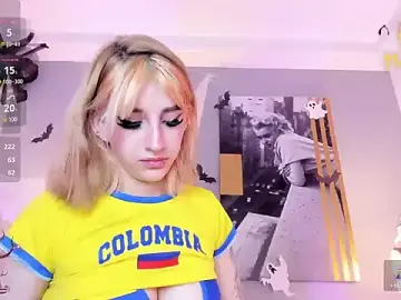 AlannaViera  live sex cam