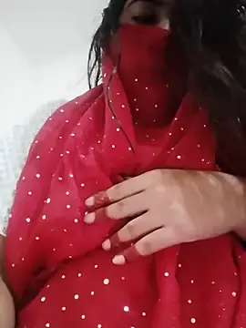 Cute-Nuri  live sex cam