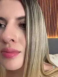 EmiilyAdams_  live sex cam