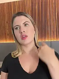 EmiilyAdams_  live sex cam