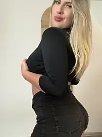 EmiilyAdams_  live sex cam
