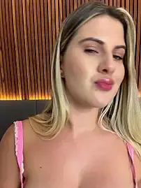 EmiilyAdams_  live sex cam