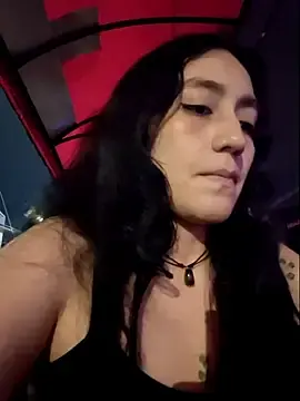 Evelyn_outdoors  live sex cam