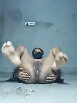 Neelam_ji  live sex cam
