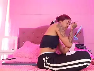 Slut_0limits  live sex cam