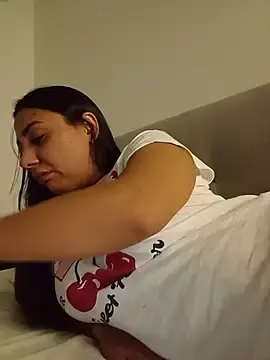 Airam22  live sex cam