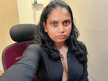 Puhkki_bebo  live sex cam
