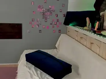 Anna_Coolidge  live sex cam