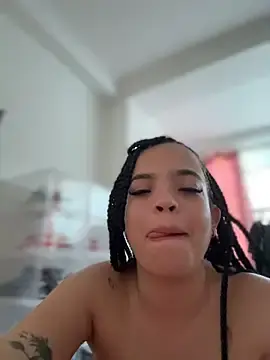 JuanitaMore01  live sex cam