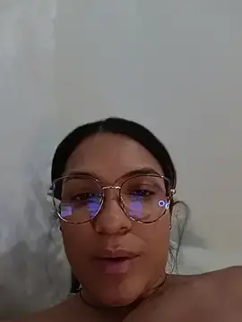 KimBlakee  live sex cam
