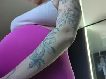 Anet228  live sex cam